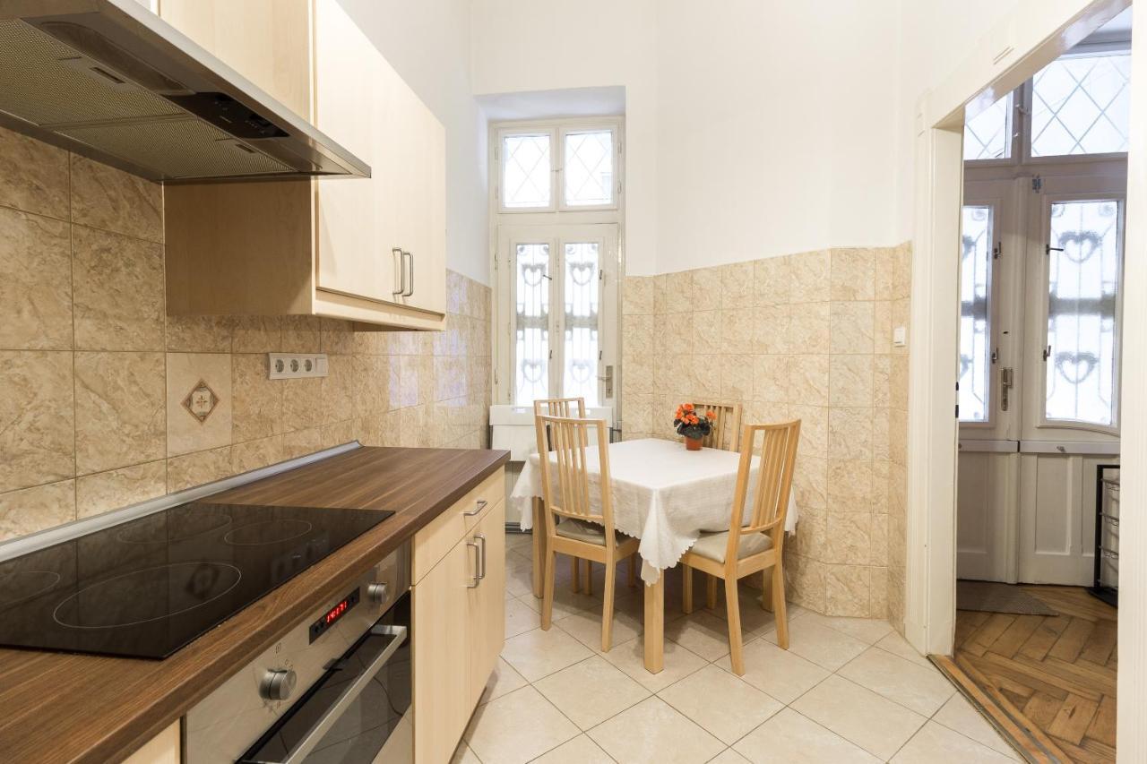 Szasz Buda Vila Apartment next to Buda Castle district Budapest Exterior foto